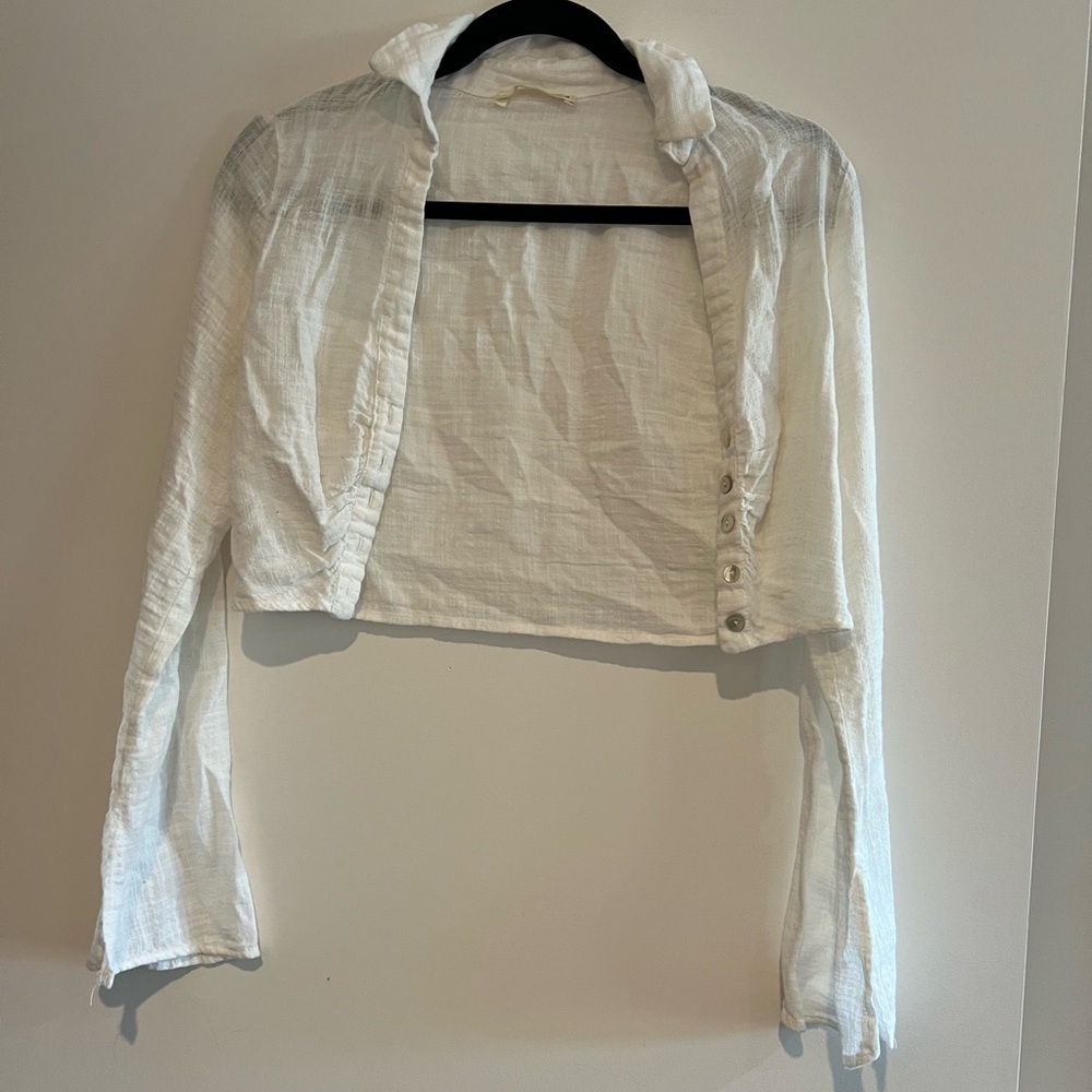 Pull&Bear White Cropped Button-Front Long Sleeve Shirt